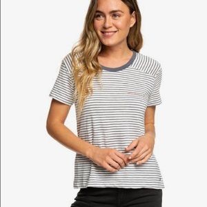 Women’s Roxy t shirt